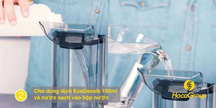 Sử dụng 100 ml dung dịch vệ sinh EcoDecalk vào hộp nước để tẩy cặn máy pha cà phê Deloonghi EC 685