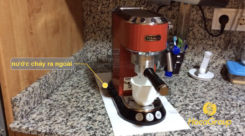 Lỗi rò rỉ nước từ trong máy pha cafe delonghi