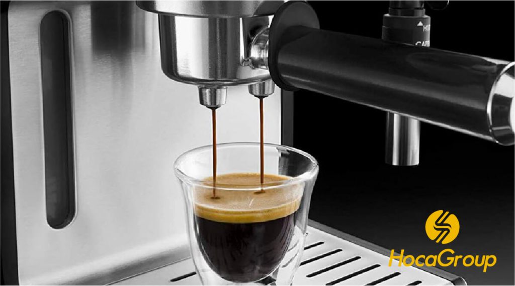 Espresso pha bởi Delonghi ECP35.31 có lớp crema mềm mịn bởi chén lọc điều áp